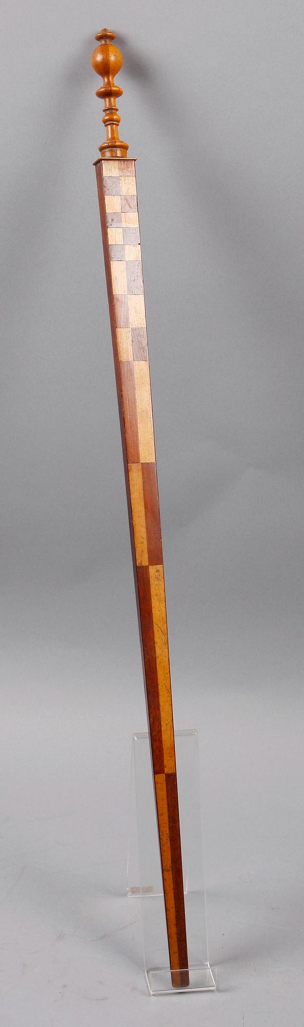 MÄTSTICKA, trä, 1800-tal.