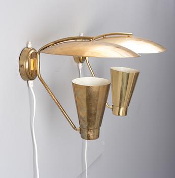 A WALL LAMP, PARI. Manufactured by Itsu. 1950s.