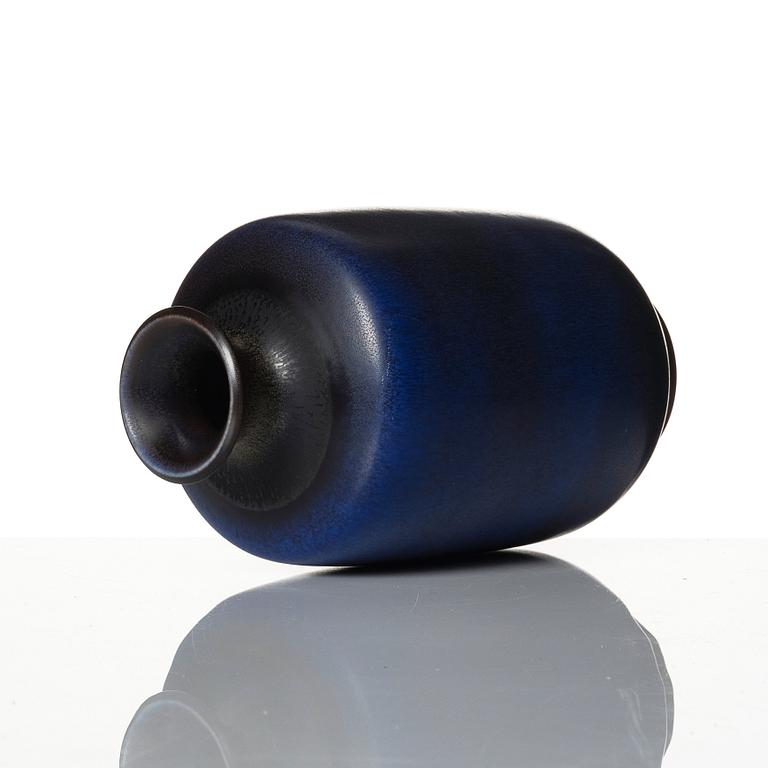 Berndt Friberg, a stoneware vase, Gustavsberg studio, Sweden 1967.