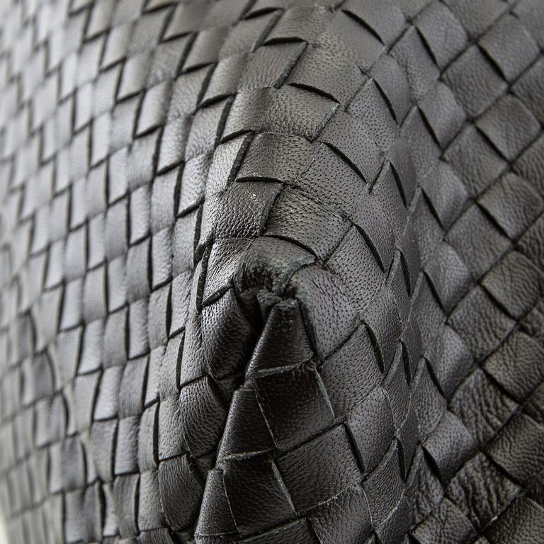 Bottega Veneta, bag, "Medium Garda".