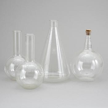 FLASKOR, 4 st, för laboratorium, Schott & Gen, Jenaer Glaswerk, 1900-tal.