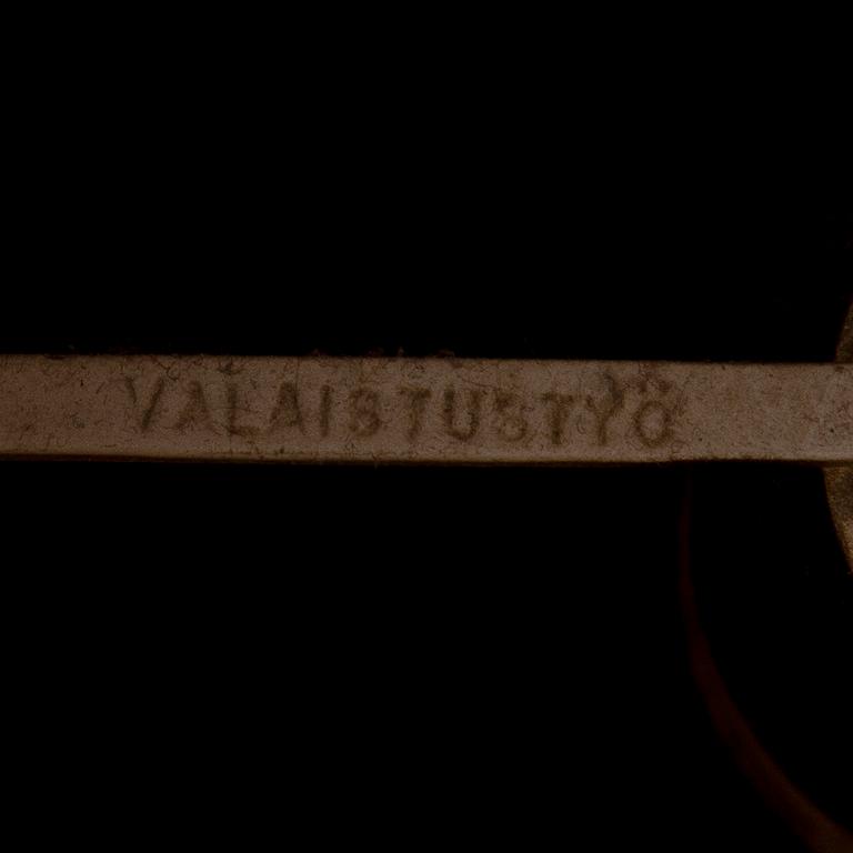 ALVAR AALTO, KATTOVALAISIN. Mehiläispesä A331. Valmistanut Valaistustyö. Suunniteltu 1953.