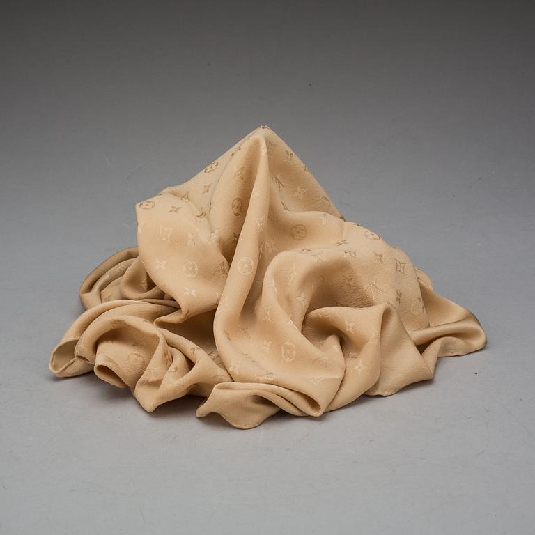 SCARF, 100% silke. Louis Vuitton, Paris.