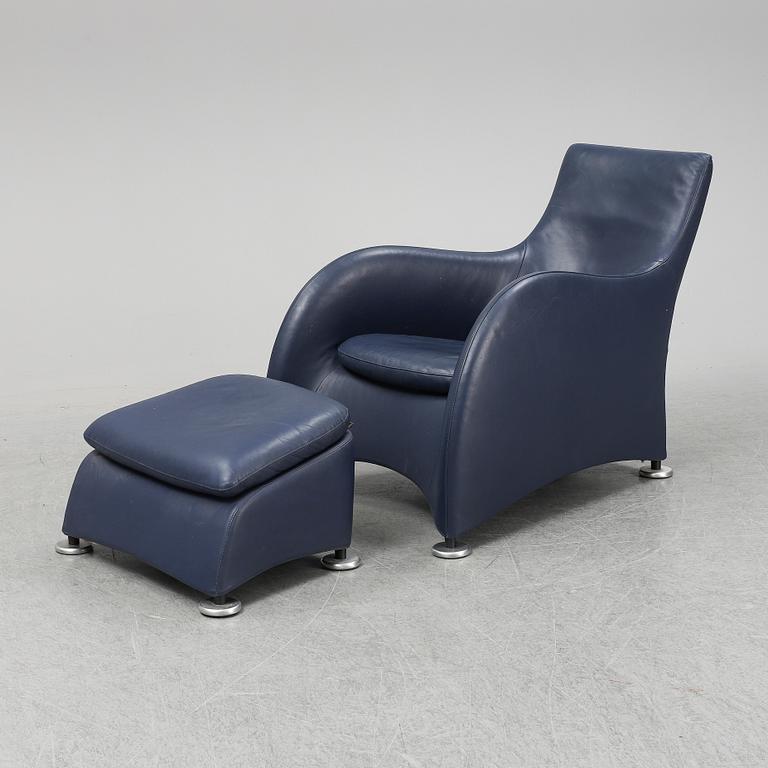 GERARD VAN DEN BERG, a 'Loge' easy chair and ottoman, Montis.