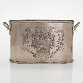 Champagne cooler, for two bottles.