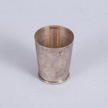 BÄGARE, silver, Wiwen Nilsson, Lund 1938. Vikt c:a 100 g.