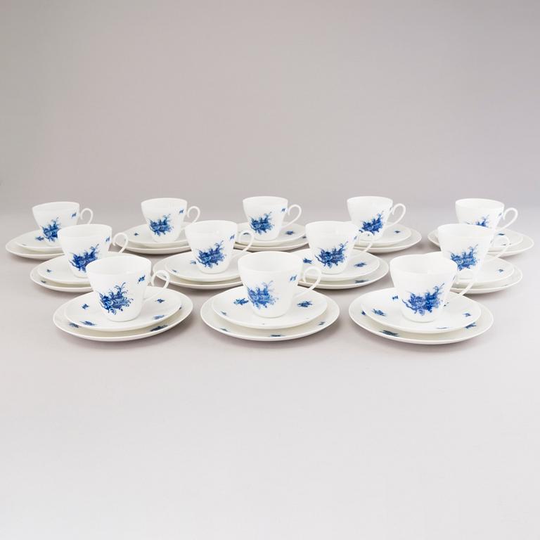 A 28-piece porcelain coffee set, Rosenthal, Germany.