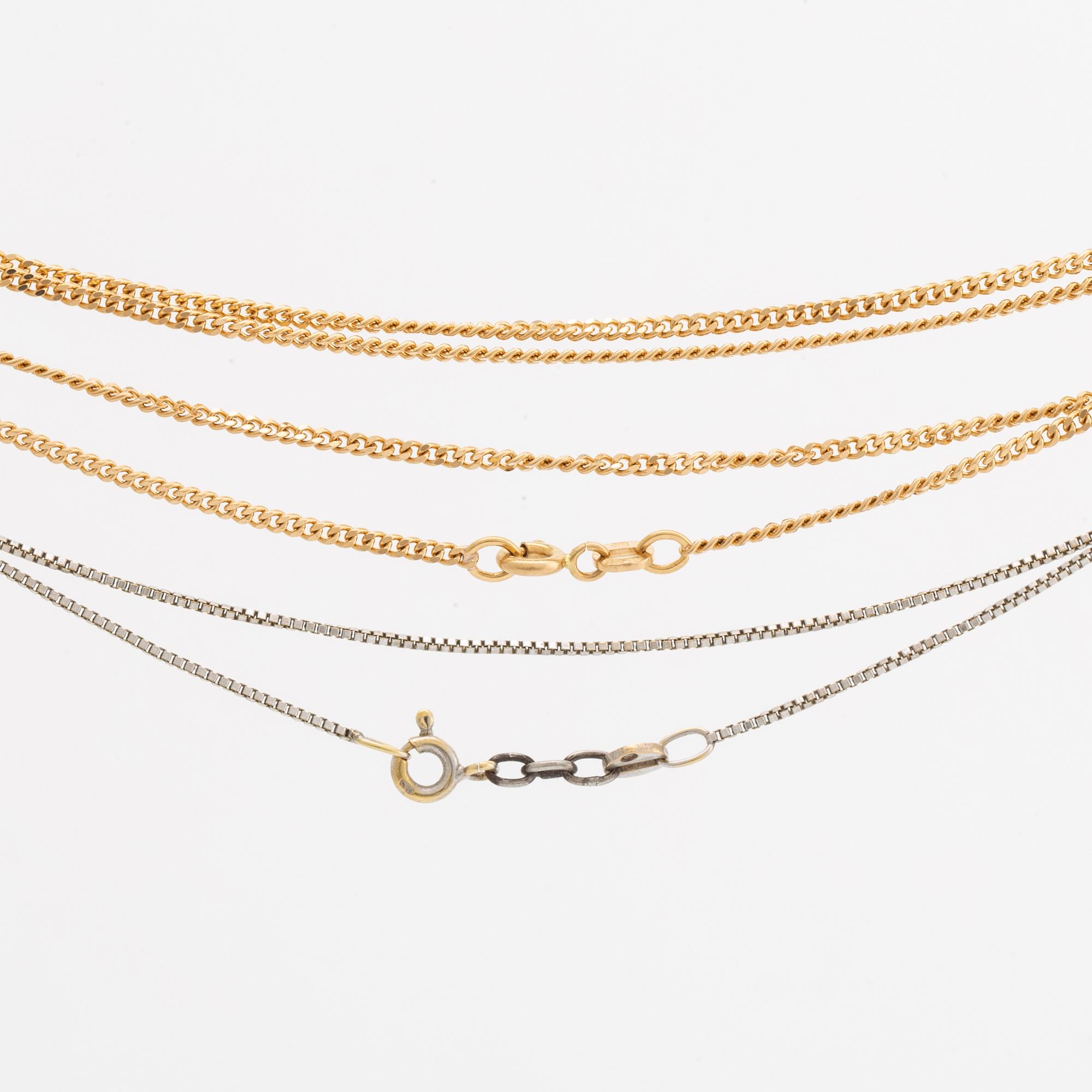 3 guldkedjor 18K guld och vitguld, pansarkedja, 12,5 g, längder ca 70, 40 och 25 cm.