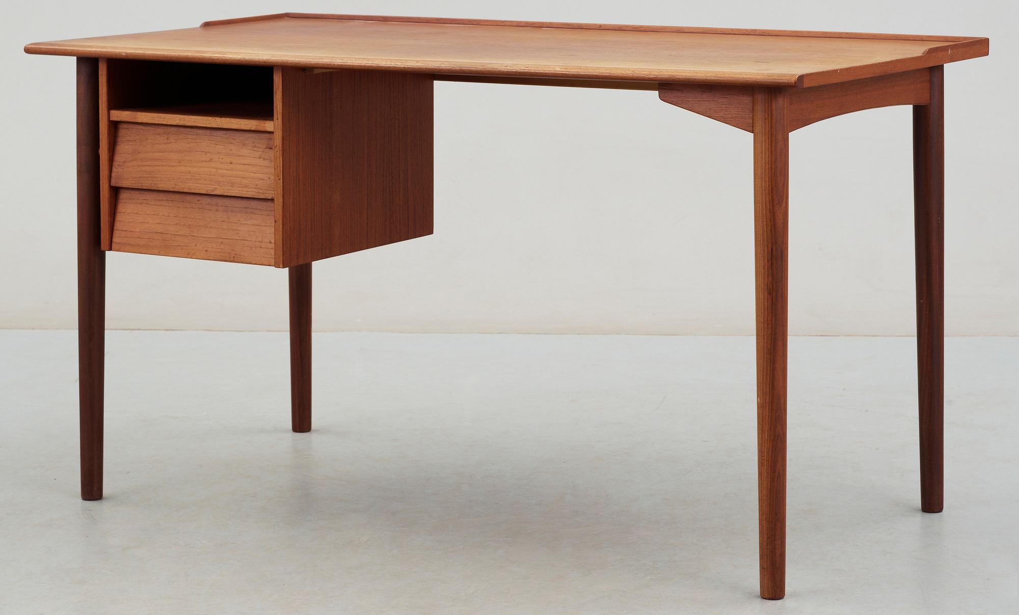 SKRIVBORD, Lammhult, 1960-tal.
