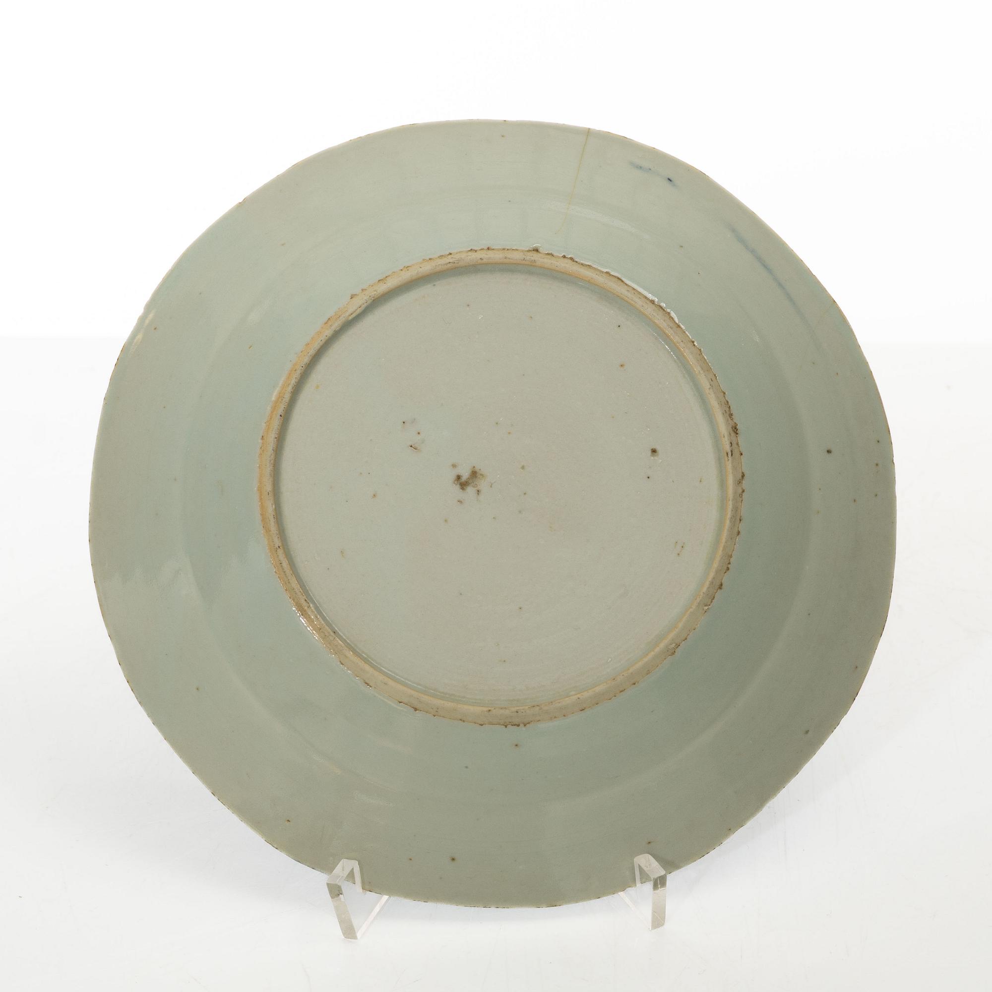 A set of thirteen Chinese blue and white porcelain dishes, Qing dynasty, 19th century.