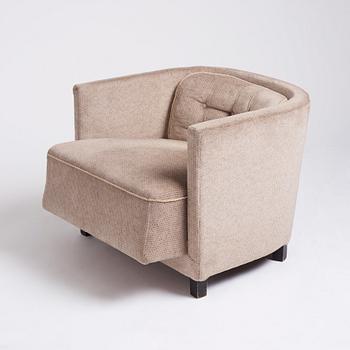 Björn Trägårdh, an armchair model nr 266, Svenskt Tenn Sweden 1930s. Alva & Gunnar Myrdal Collection.