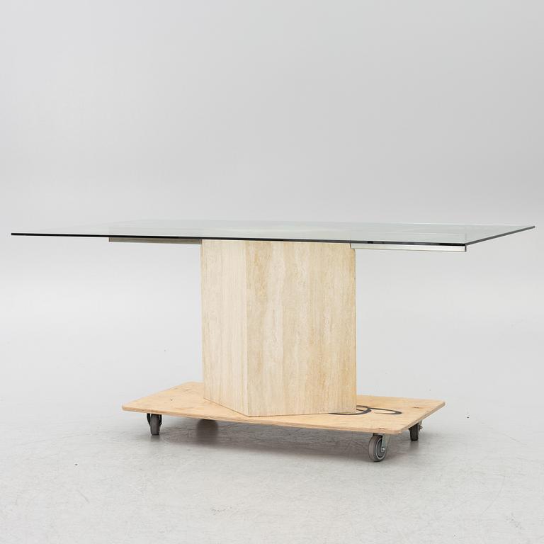 Dining table, probably Italy, last quarter of the 20th century.