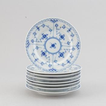 A 19 pcs coffee service 'Musselmalet' from Royal Copenhagen.