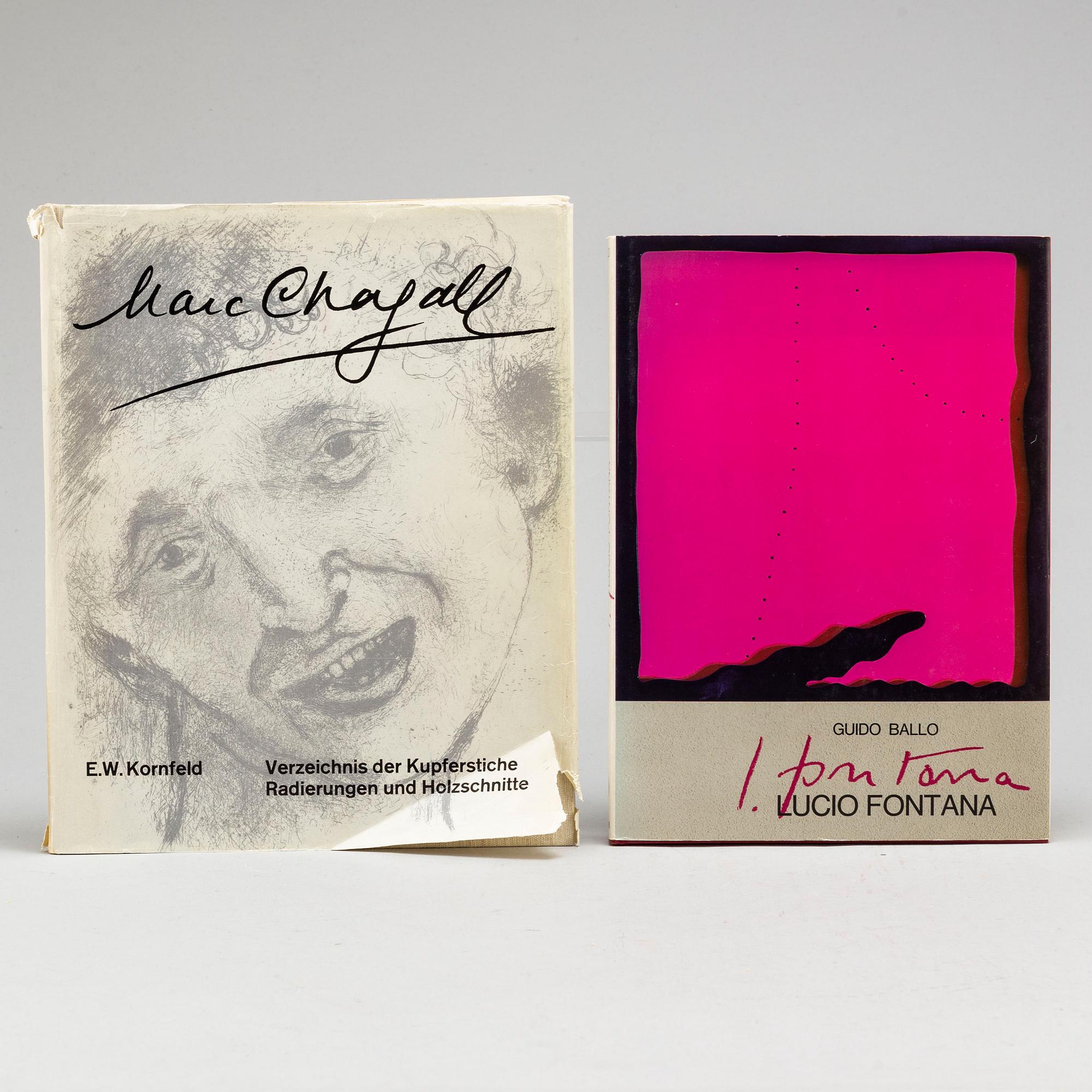 A collection of sixteen art books.