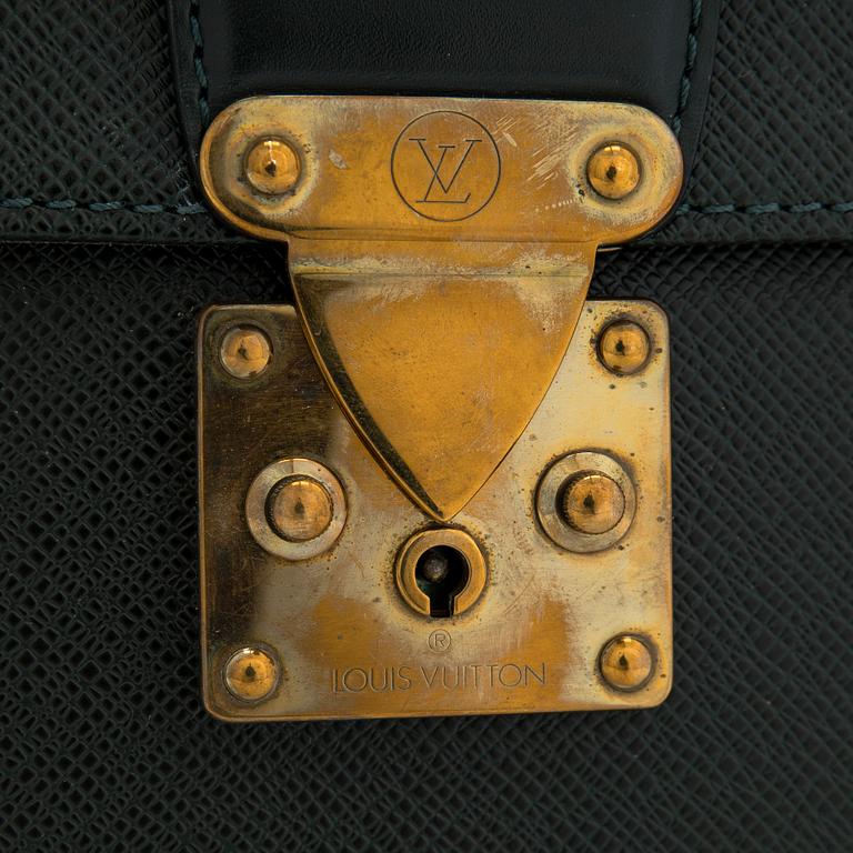 Louis Vuitton, salkku, "Taiga Kourad".