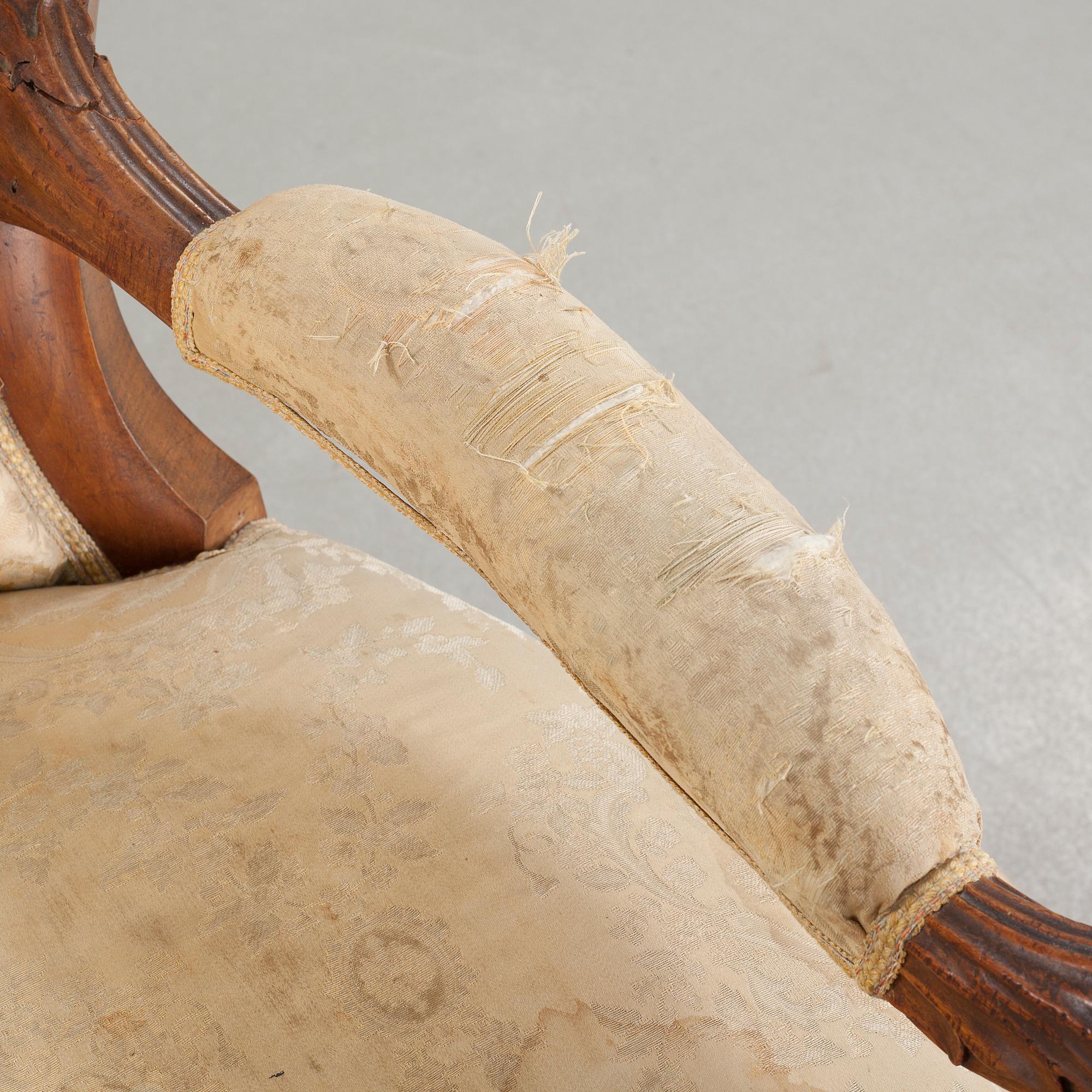 FÅTÖLJ, nyrokoko, sent 1800-tal.