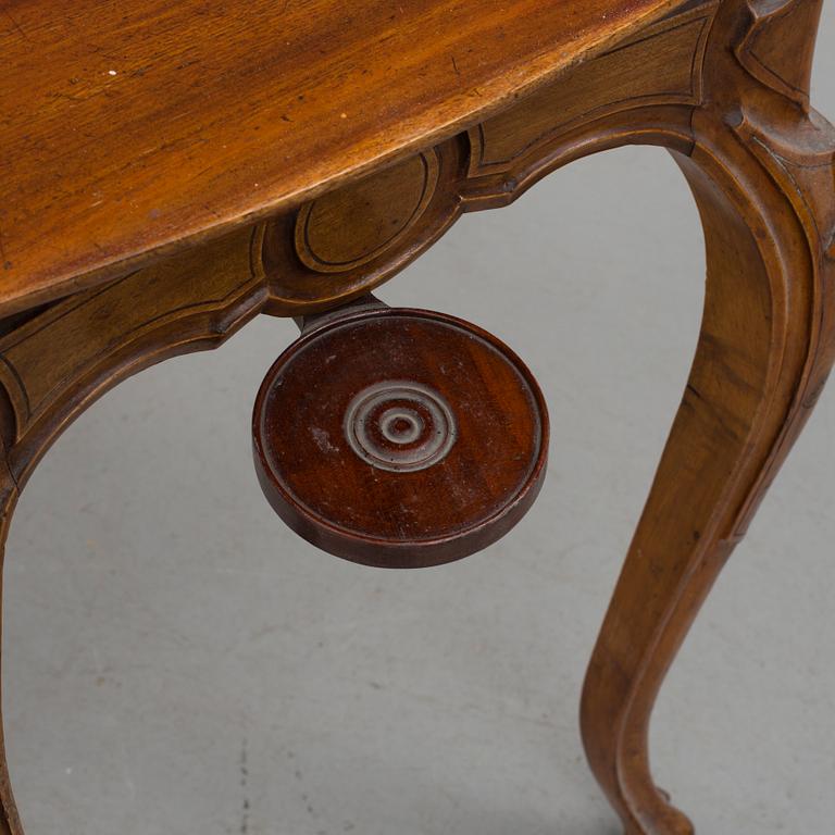 SPELBORD, nyrokoko, 1800-talets slut.