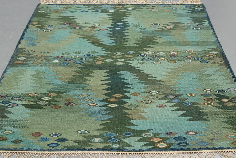 Barbro Nilsson, Matto, "Tånga grön", flat weave, ca 234 x 169-171 cm, signed AB MMF BN.