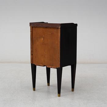 SÄNGBORD, 1800-tal.