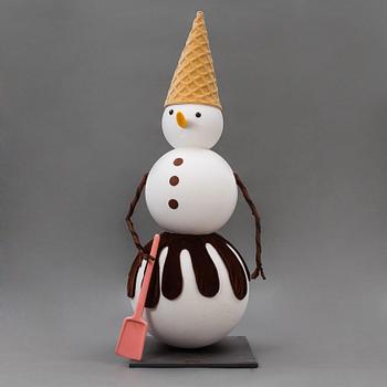 A snowman made by JoAnn Tan Studio for NK 2016.