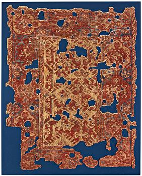269. Mattfragment, antik, Västanatolisk "Lotto", 1600-tal, ca 142 x 115 cm (inklusive ram 155 x 124 cm).