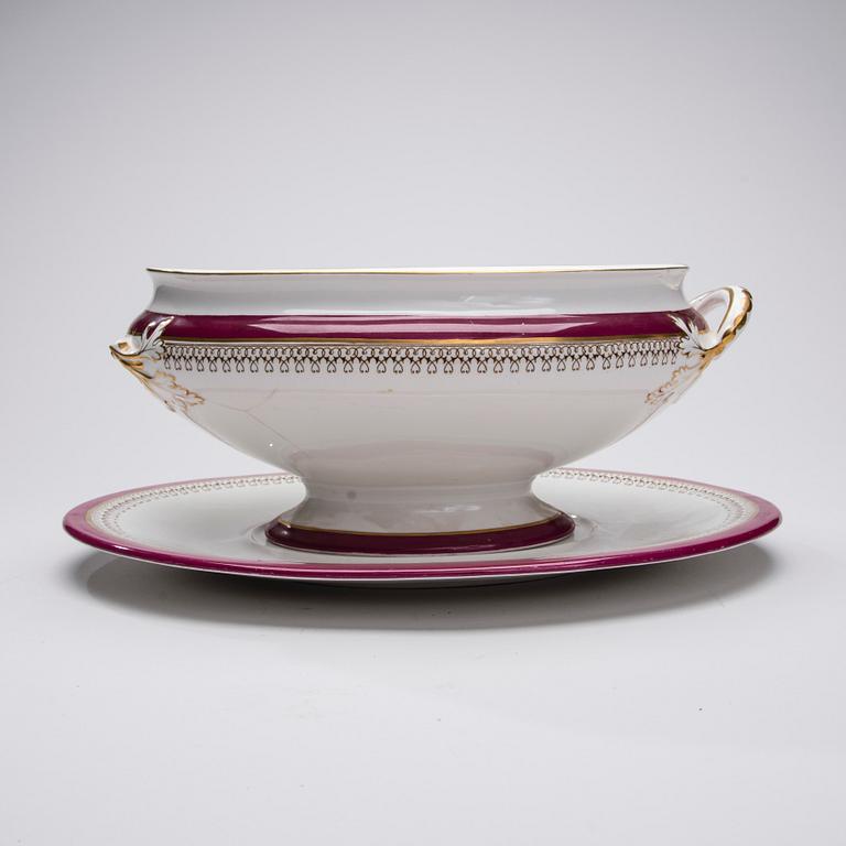 SERVIS, 34 delar, porslin, England, 1870-tal.