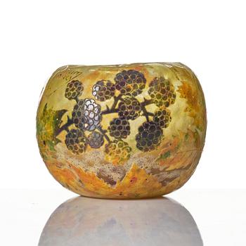 Daum Frères, a set of two Art Nouveau cameo glass vases, Nancy, France.
