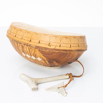 Thore Sunna, drum, Goavddis, signed with hammer and pointer.