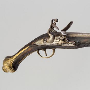 FLINTLÅSPISTOLER, 2 st, 1700-tal, för den orientaliska marknaden.
