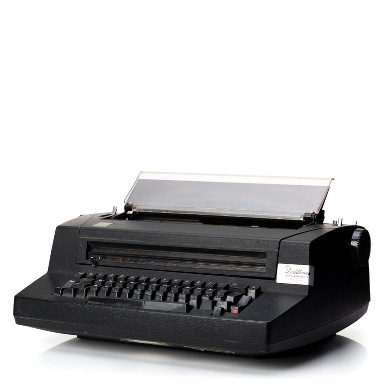 Skrivmaskin, IBM Selectric Typewriter 670X samt fotografi, Mikael Jansson.