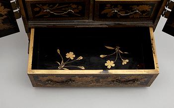 SKÅP, miniatyr, Japan, 1900-talets början.