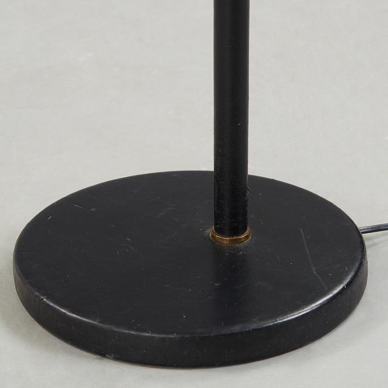 ALVAR AALTO, golvarmatur "A 808", Valaistustyö Ky, Finland.