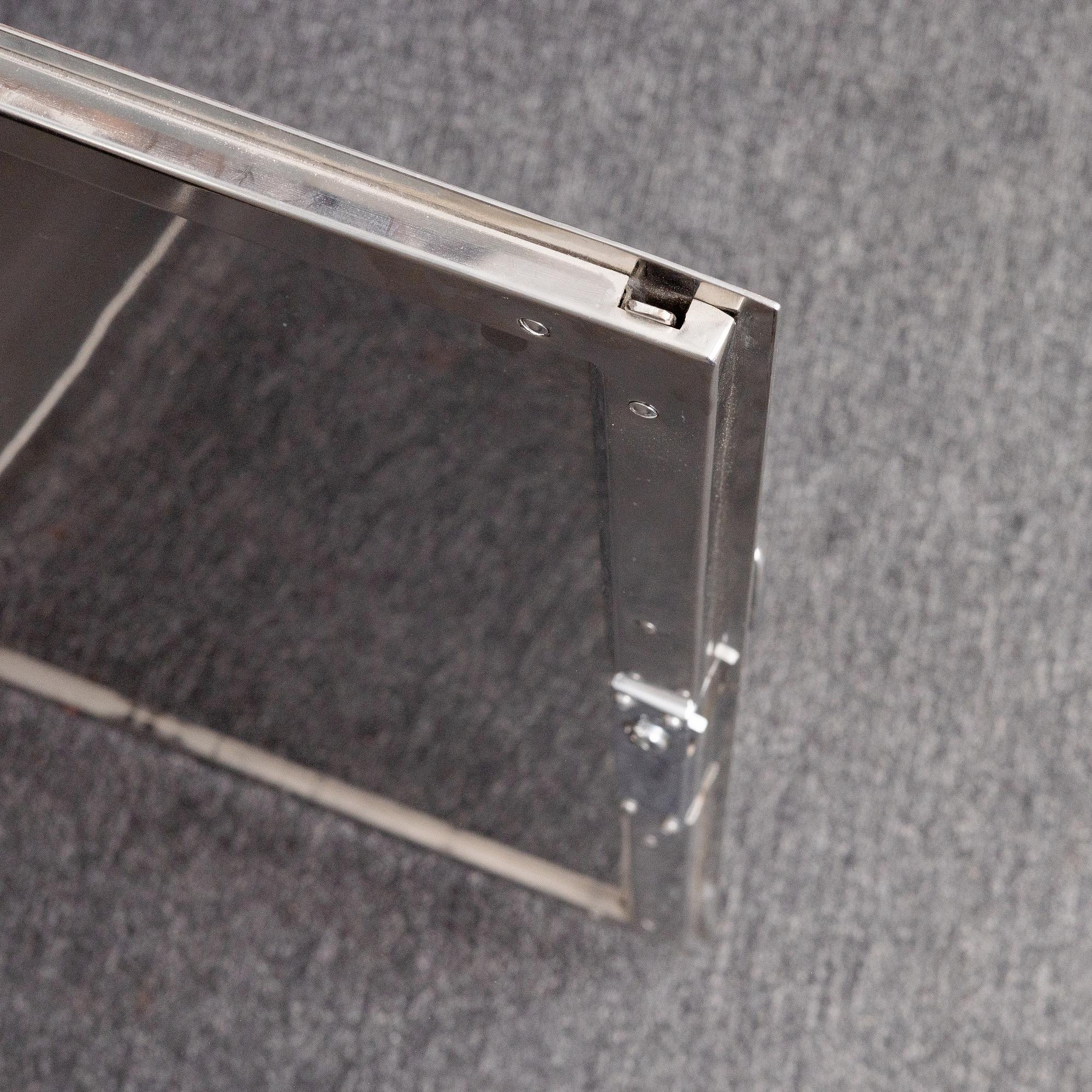 Läkarskåp, Kifa, 1900-talets andra hälft.