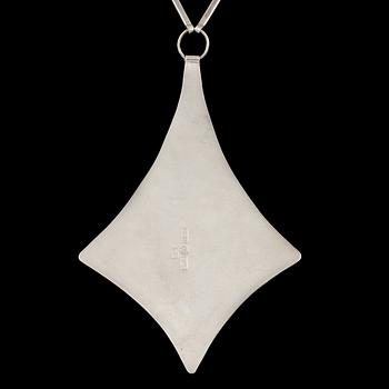 COLLIER, silver samt cabochonslipad turkos, Silverkällan Silversmedjan, Vänersborg, 2001. Vikt 40 g.