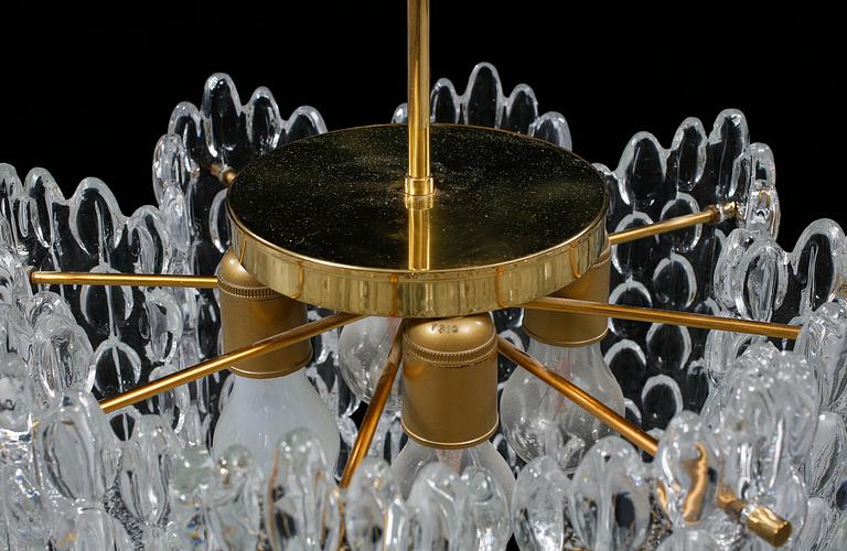 TAKLAMPA, Carl Fagerlund för Orrefors, 1900-talets andra hälft, höjd ca 45 cm (exklusiev kedja).