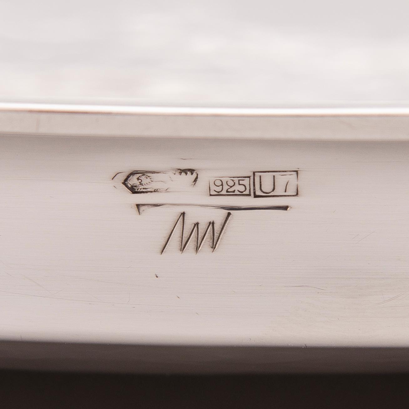Tapio Wirkkala, A sterling silver dish, Hopeakeskus, Hämeenlinna, 1973.