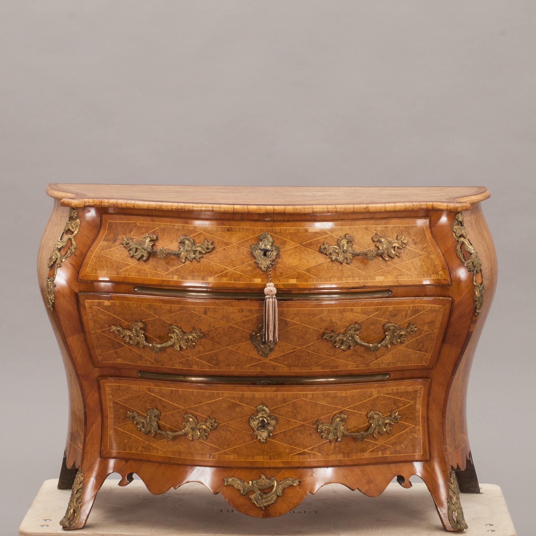 BYRÅ, rokoko, Nils Gladbergs art, Sverige 1700-talets andra hälft.