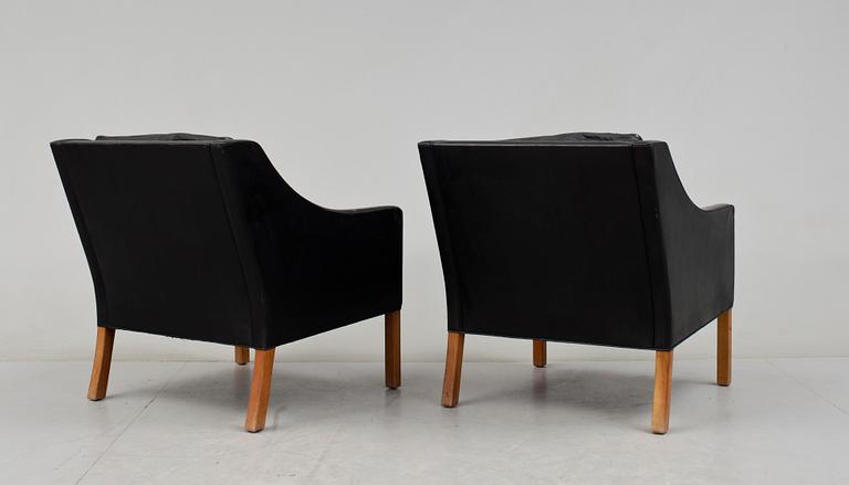 FÅTÖLJER, ett par, "2207", Börge Mogensen, Fredricia stolefabrik, 1900-talets slut.