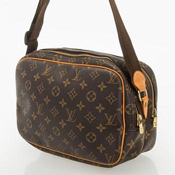 Louis Vuitton, a Monogram Canvas 'Reporter PM' shoulder bag.
