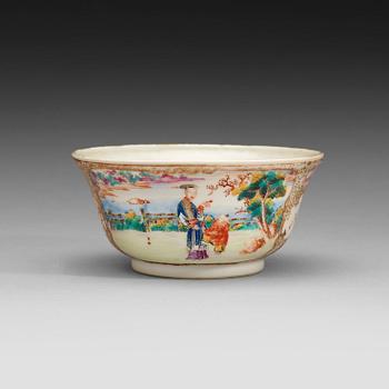 A famille rose figure scen bowl, Qing dynasty Qianlong (1736-95).
