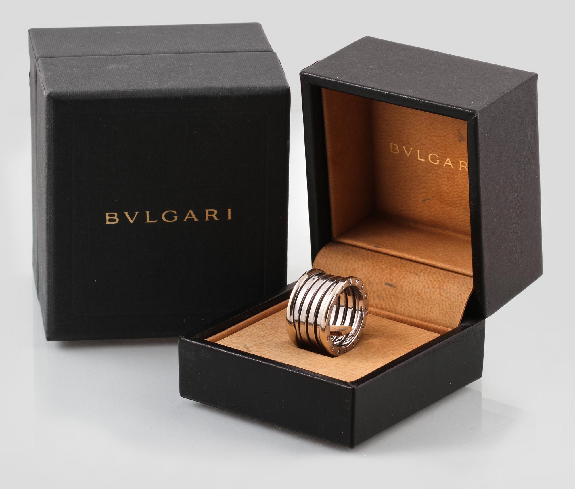 RING, 18K vitguld, Bulgari, 'B.Zero1'.