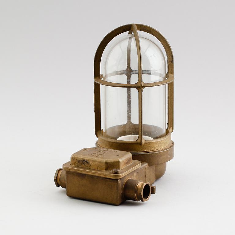 VÄGGLAMPA, mässing, Hallborn, 1900-talets första hälft.