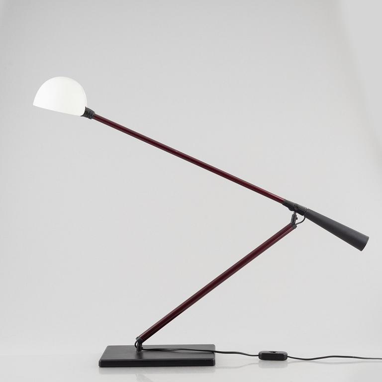 Paolo Rizzatto, a model 613 desktop lamp, Arteluce, Italy.
