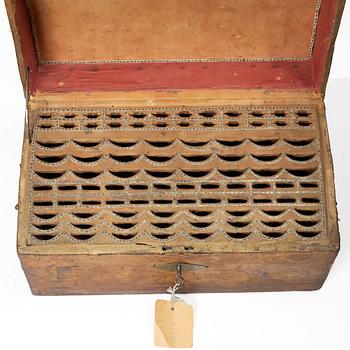 A cutlery box, 18th Century.