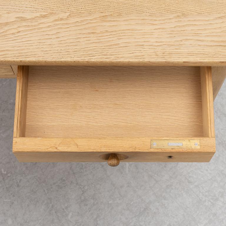 Hans J. Wegner, An AT305 desk, Andreas Tuck, Denmark.