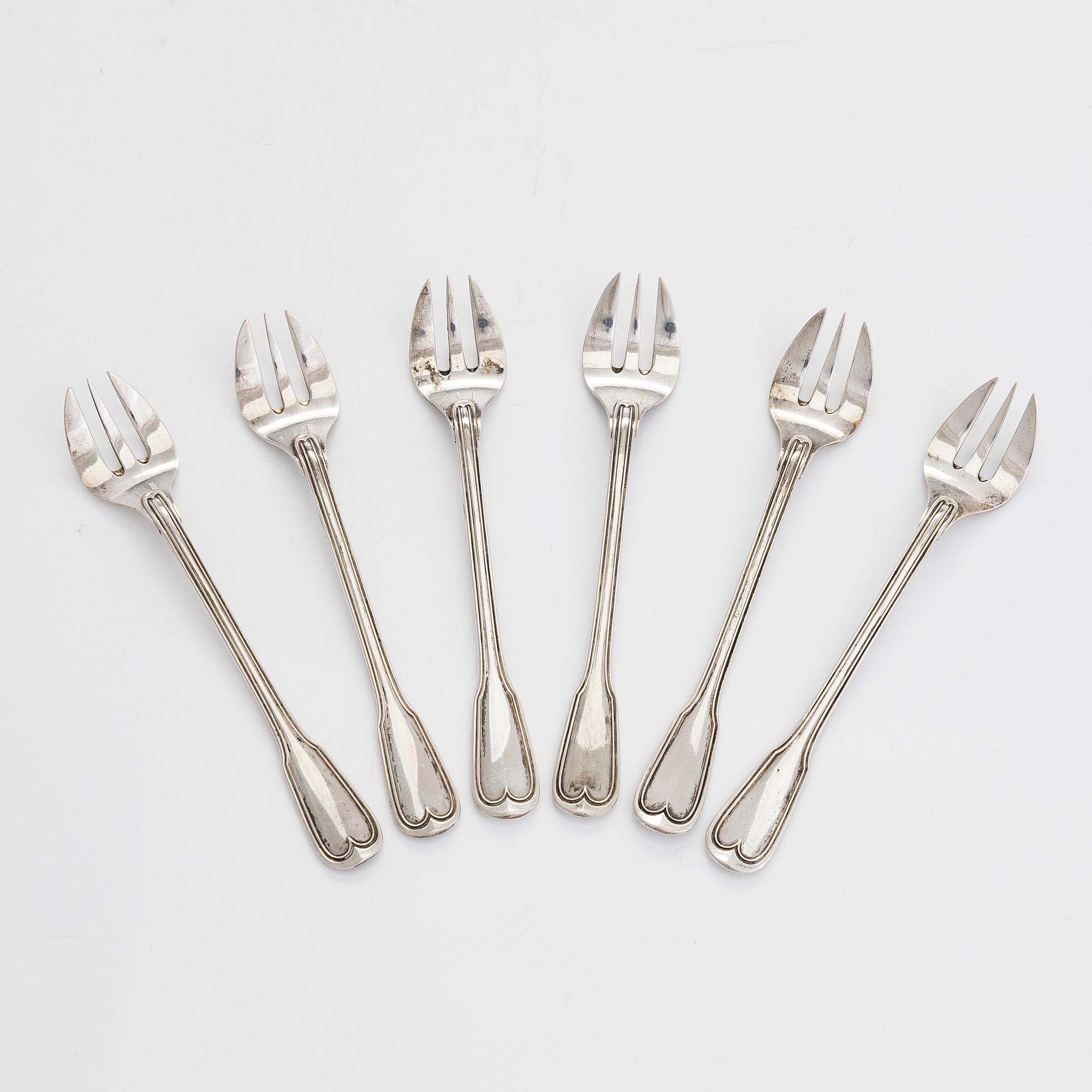 Six silver oyster forks, maker's mark of court supplier Delheid Frères, Belgium around 1900.