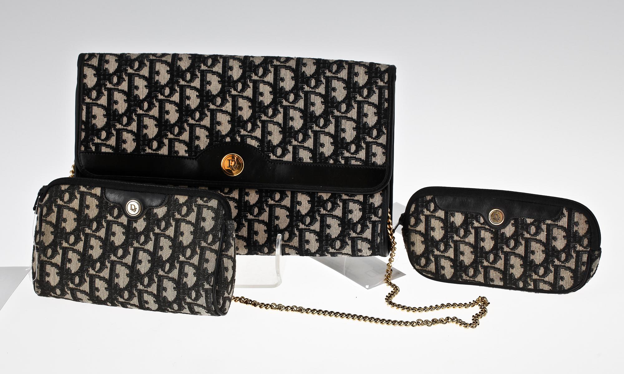 HANDVÄSKA MED PORTMÄNNÄER, 2 st, Christian Dior, Paris, Frankrike.