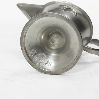 Firma Svenskt Tenn, A pewter coffee service, Stockholm 1927-1931 (3 pieces).