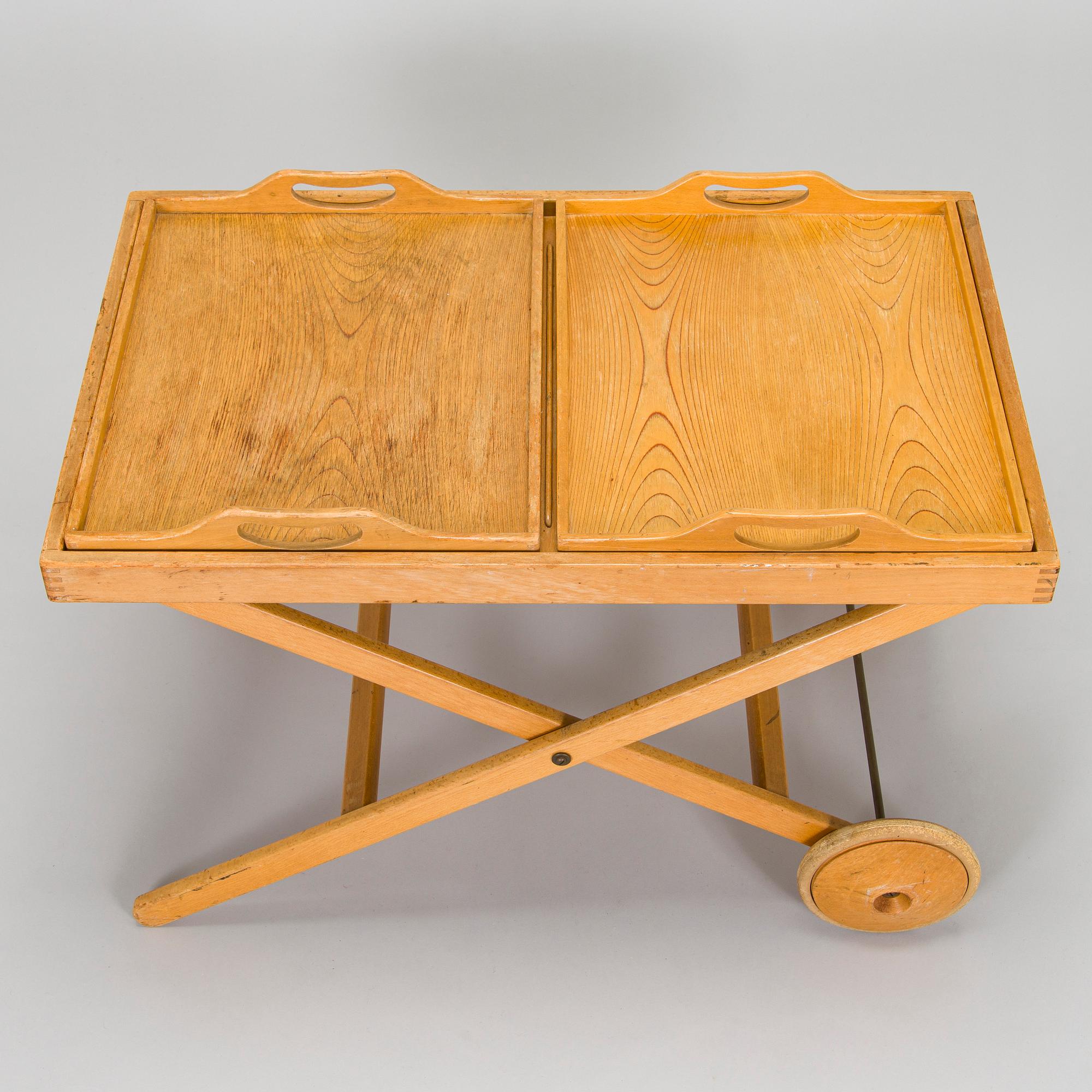 Aulis Leinonen & Tapio Wirkkala, a '3980' tea trolley. Manufactured by Asko 1959-1960.