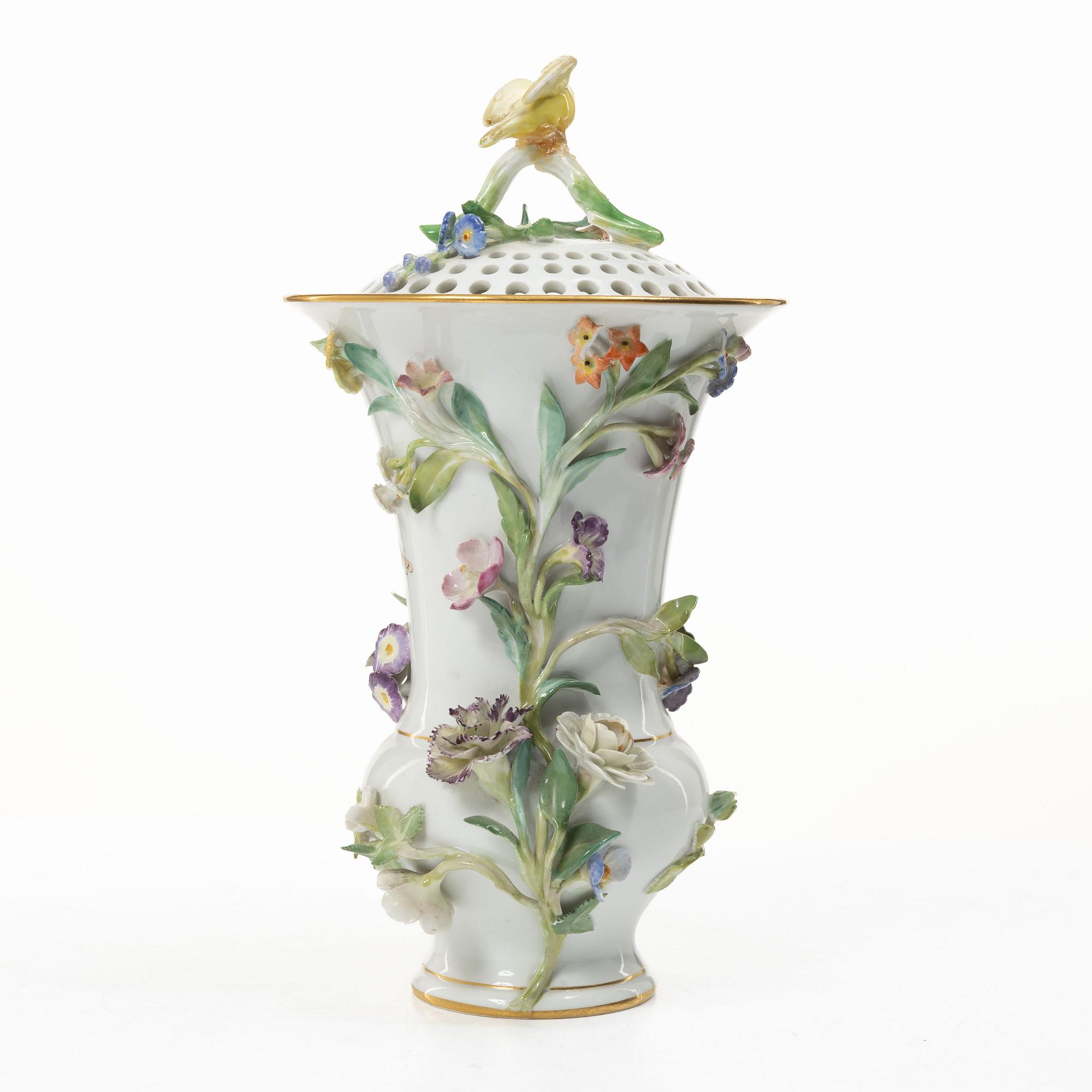 Meissen, Potpurriurna med lock, porslin, omkring 1900.